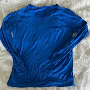 Lululemon top